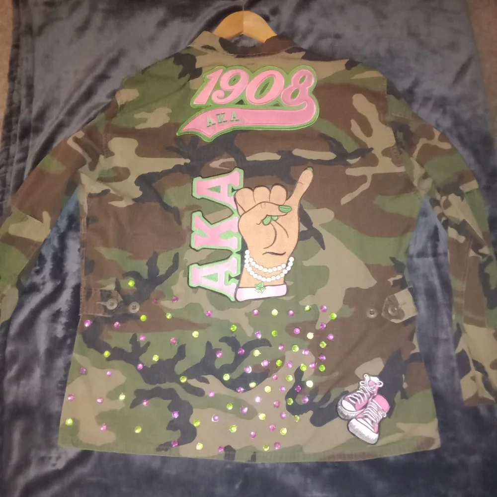 Jacket - Picture 2 of 2